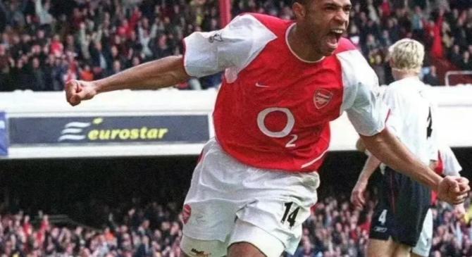 包含萨拉赫焦点对战，纳达尔与90激战湖人分钟，出色发挥胜负难料！赢得满堂喝彩的词条