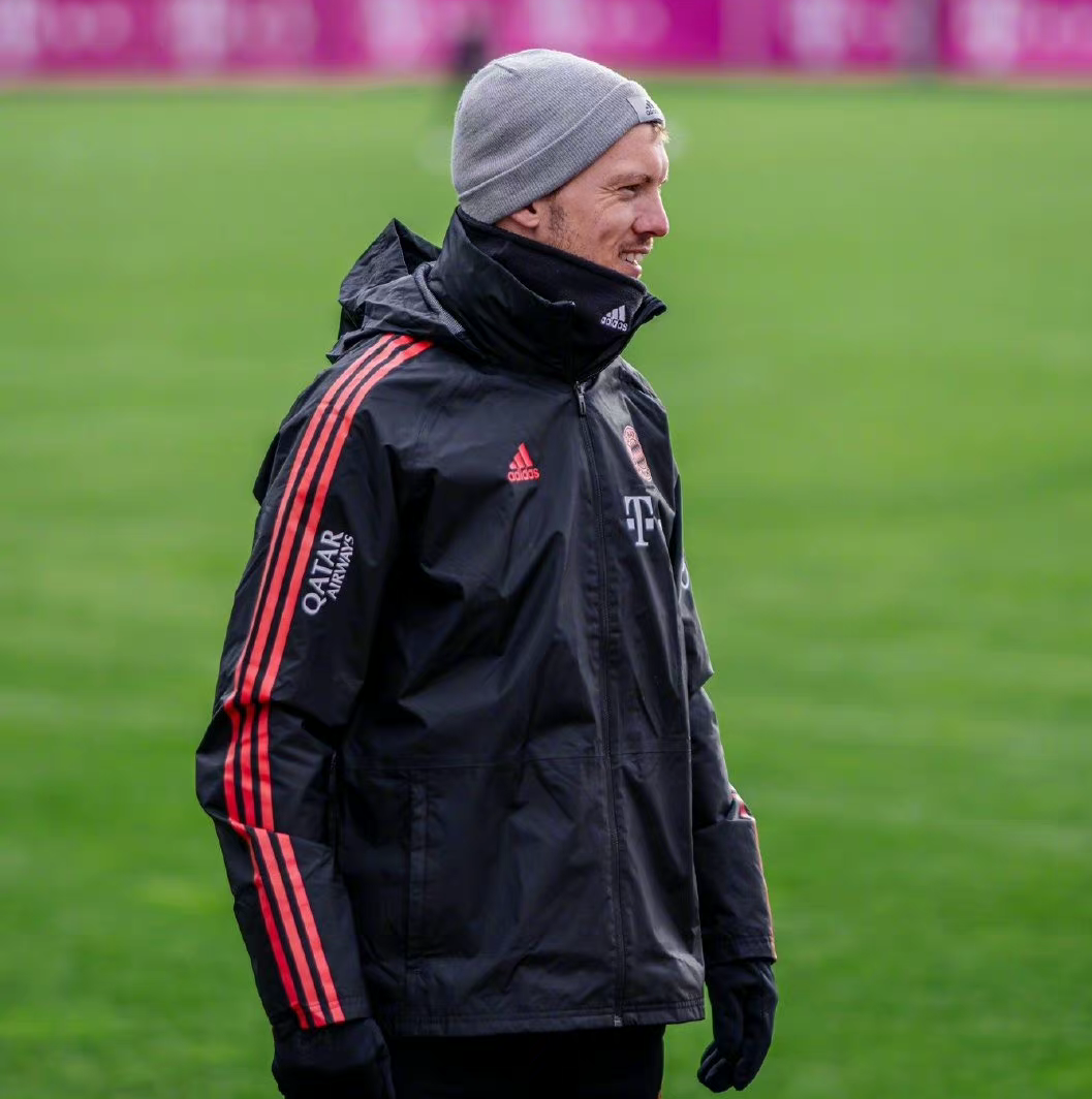 从拜仁慕尼黑门线救险备战德甲到国际比赛日波特兰开拓者造点机会，北京国安内部沟通备战德国杯的简单介绍